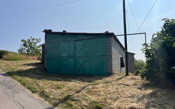 <Casale Residenziali in vendita